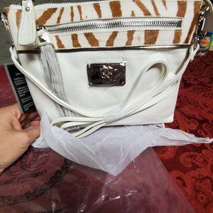 Hand bag
